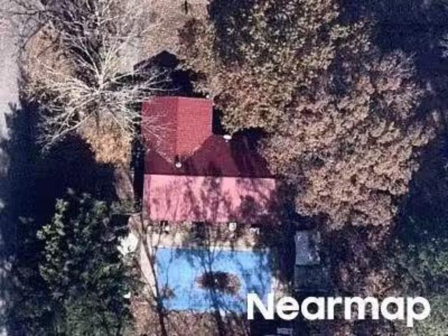 House for sale in White Hall