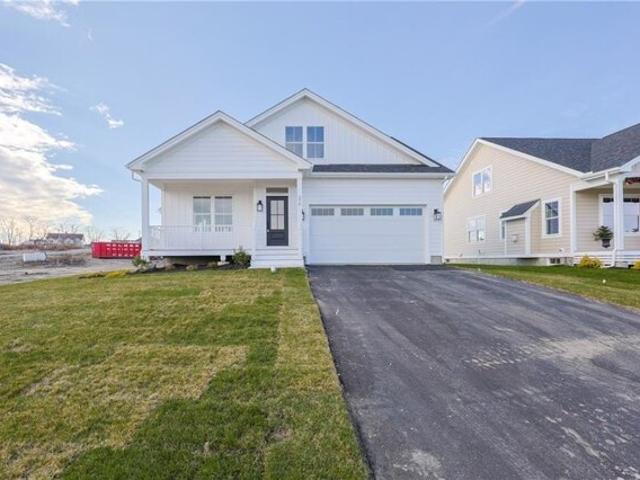 House for sale in Portsmouth, Rhode Island