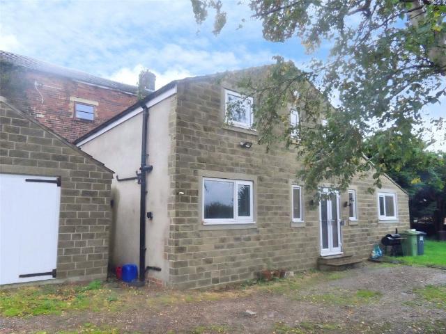 House for rent in Batley, West Yorkshire
