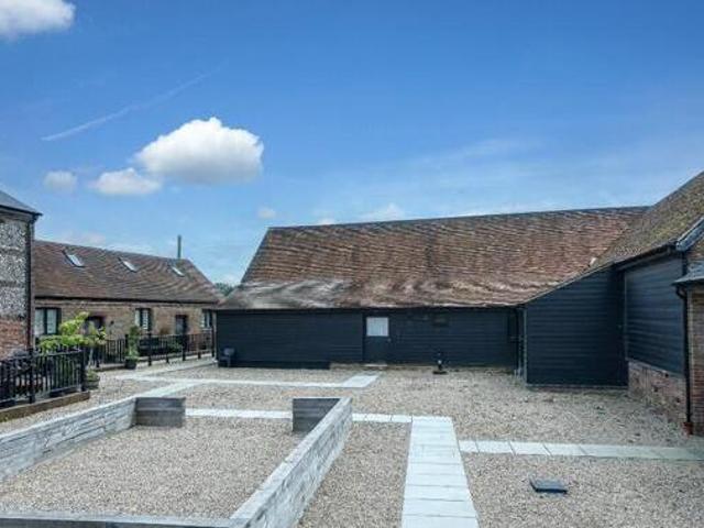 House for sale in Pouchen End, Hertfordshire