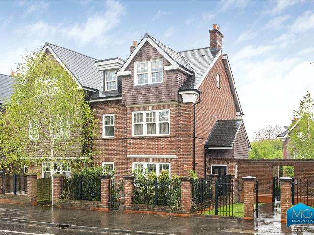 House for rent in Mill Hill, Greater London