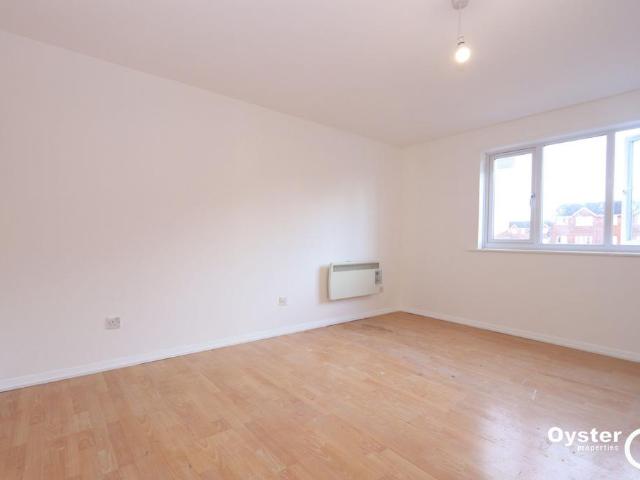 Apartment for rent in London Borough of Enfield, Greater London