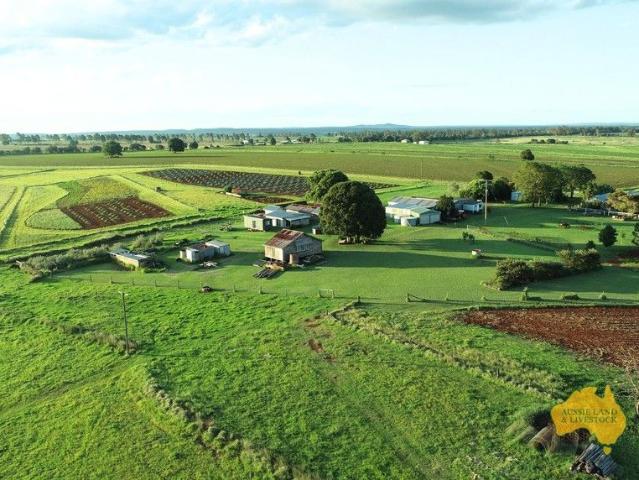 Cottage for sale in Wattle Grove, Queensland