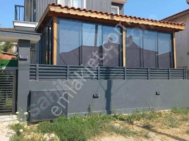 Foça, İzmir içerisinde satılık mülk