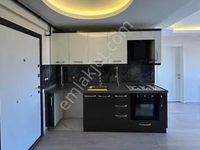 Karabağlar, İzmir içerisinde kiralık mülk