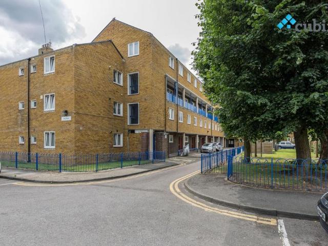 House for rent in Walworth, Greater London