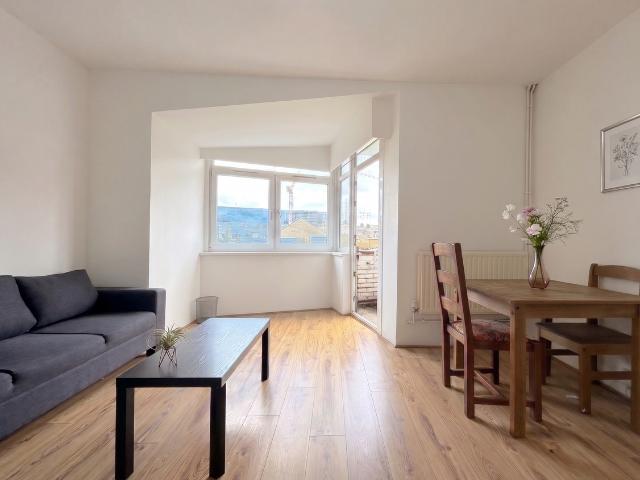 House for rent in Walworth, Greater London