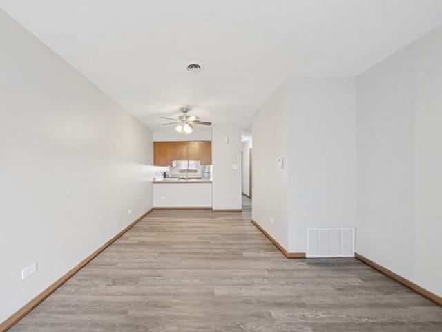 Apartment for rent in Burbank, Illinois
