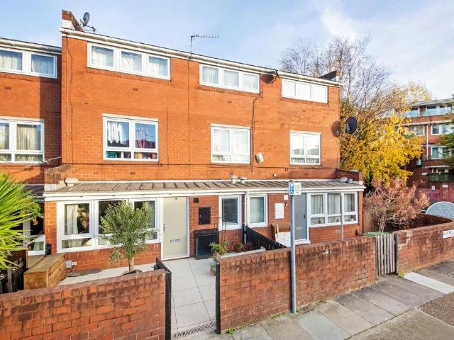 Apartment for rent in Peckham, Greater London