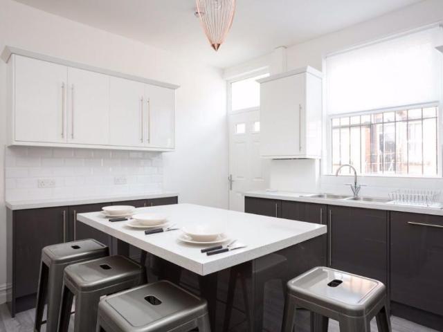 House for rent in Woodhouse, West Yorkshire