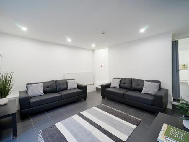 Room for rent in Woodhouse, Leeds