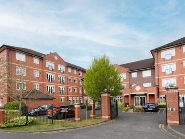 House for sale in Bromsgrove, Worcestershire
