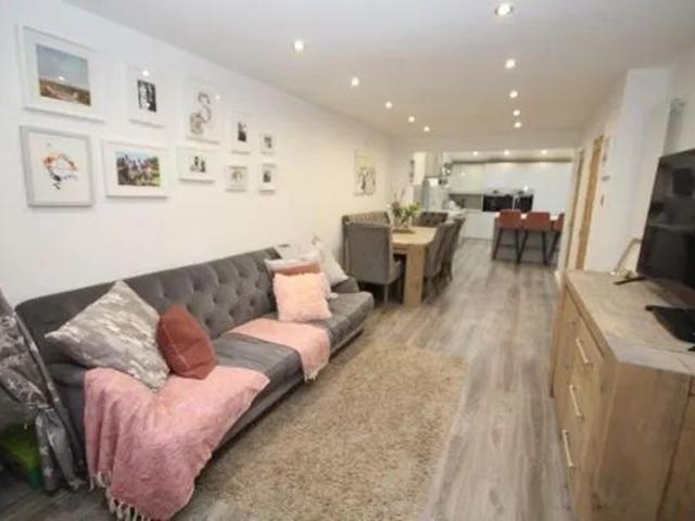 House for rent in Bagslate Moor, Burnedge