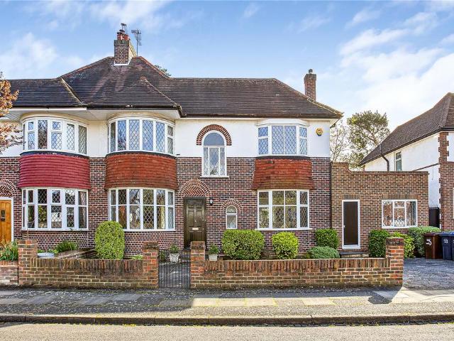 House for rent in London Borough of Merton, Raynes Park