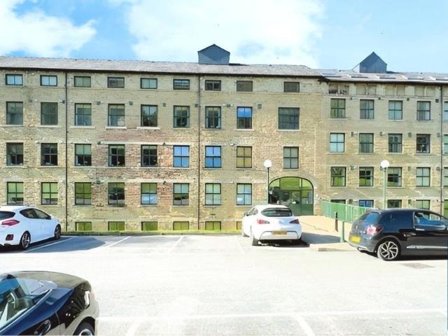 Apartment for rent in Milnsbridge, Kirklees