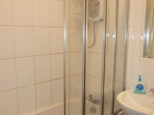 Room for rent in Mile End, Greater London
