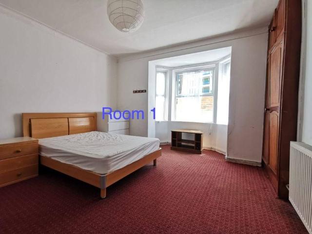 Room for rent in Limehouse, Greater London