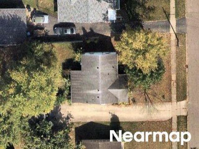 House for sale in Hubbard, Ohio