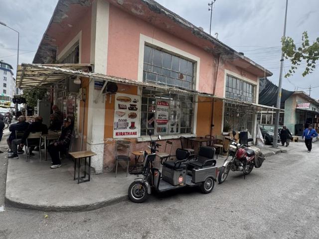 Özgür Mahallesi, Burdur Merkez içerisinde satılık Dükkan