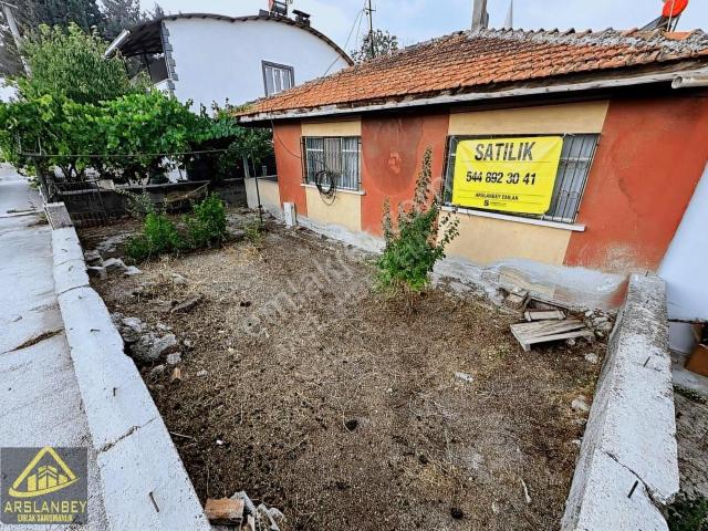 Burdur Merkez içerisinde satılık Villa