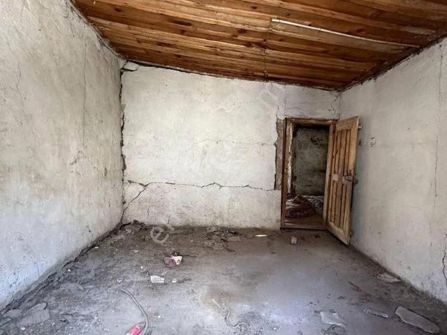 Burdur Merkez içerisinde satılık Villa