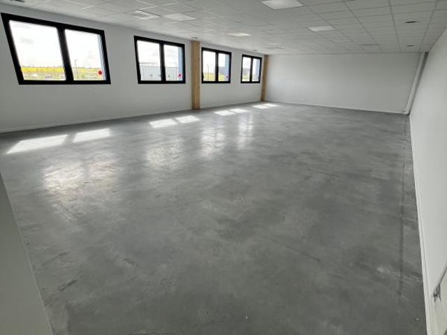 Bureau location à Caen, Douvres-la-délivrande