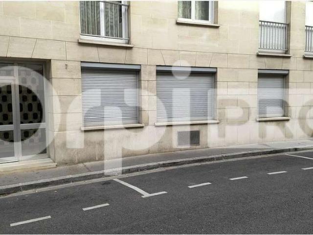 Bureau vente à Le Chemin de Reims, Sévigny-Waleppe