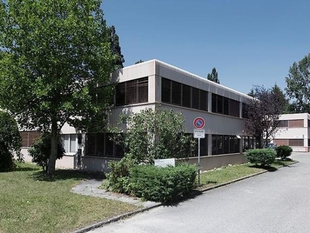 Büro mieten in Ecublens (FR), Waadt