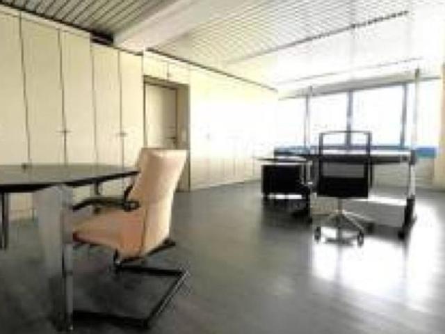 Büro mieten in Le Mouret, Freiburg