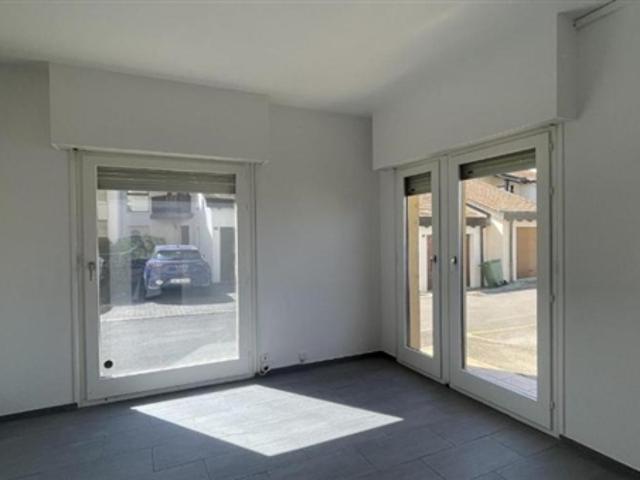 Büro mieten in Bogis-Bossey, Waadt