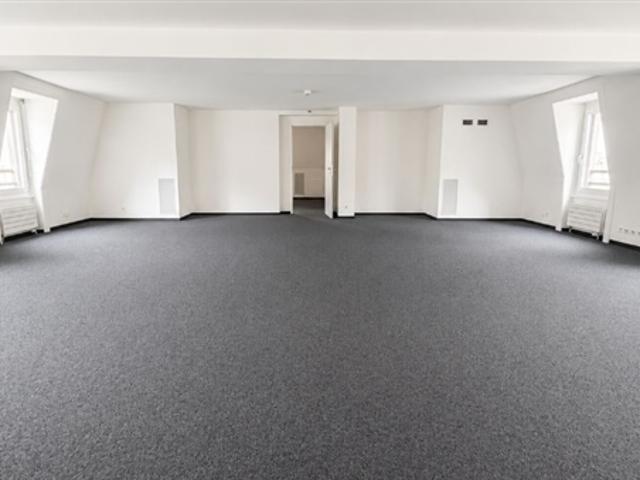 Büro mieten in Nyon, Waadt