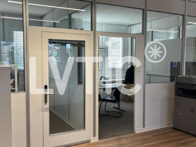 Büro mieten in Bussigny-près-Lausanne, Waadt