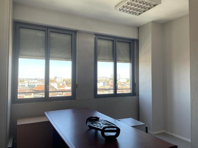 Bureau vente à Toulouse