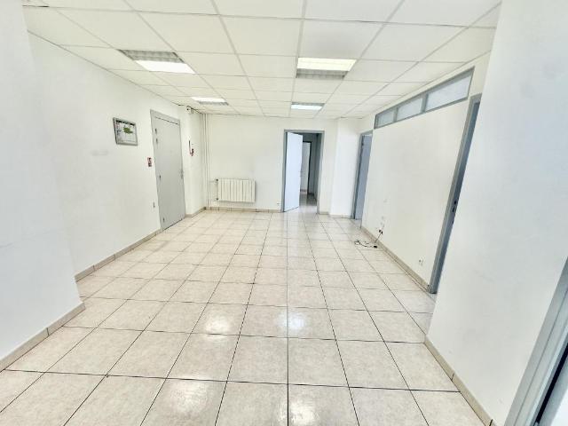 Bureau vente à Arrondissement de Toulon, Toulon