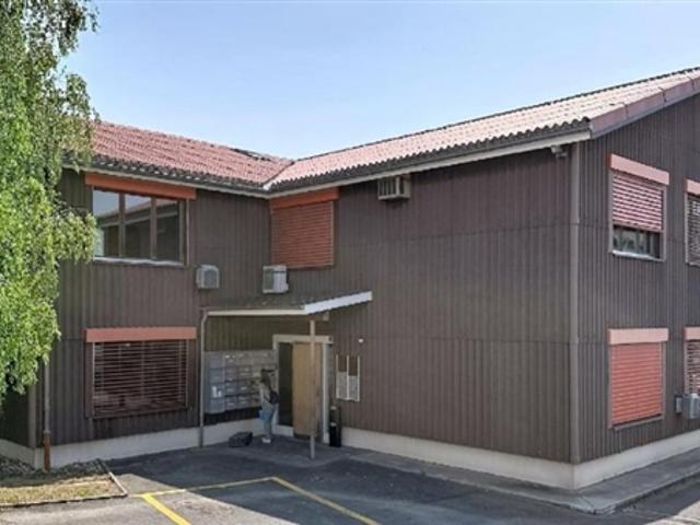 Büro mieten in Chavannes-de-Bogis, Waadt