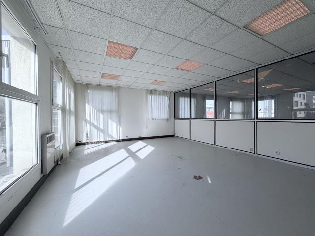 Bureau location à Bobigny, Vaux-montreuil