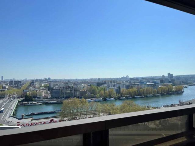Bureau location à Saint-cloud, Résidence Boucles de Seine Bureau location à Saint-cloud, Résidence Boucles de Seine