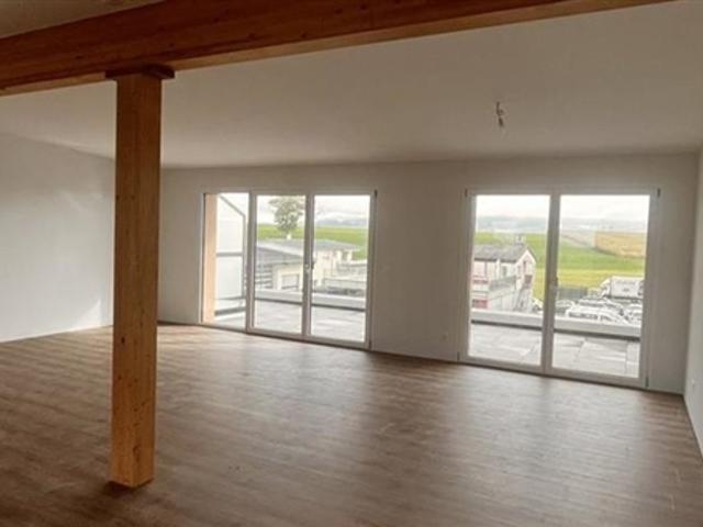 Büro mieten in Chénens, Freiburg