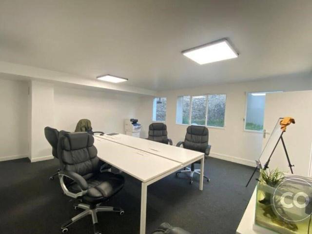 Bureau vente à Boulogne-billancourt, Jardin de la Mairie Bureau vente à Boulogne-billancourt, Jardin de la Mairie