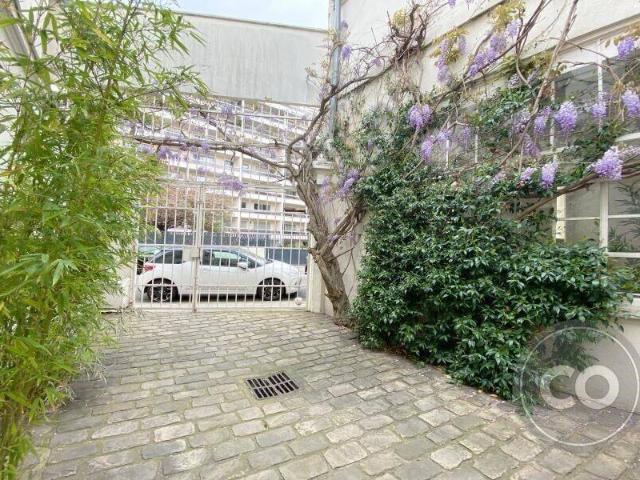 Bureau vente à Boulogne-billancourt, Jardin de la Mairie Bureau vente à Boulogne-billancourt, Jardin de la Mairie