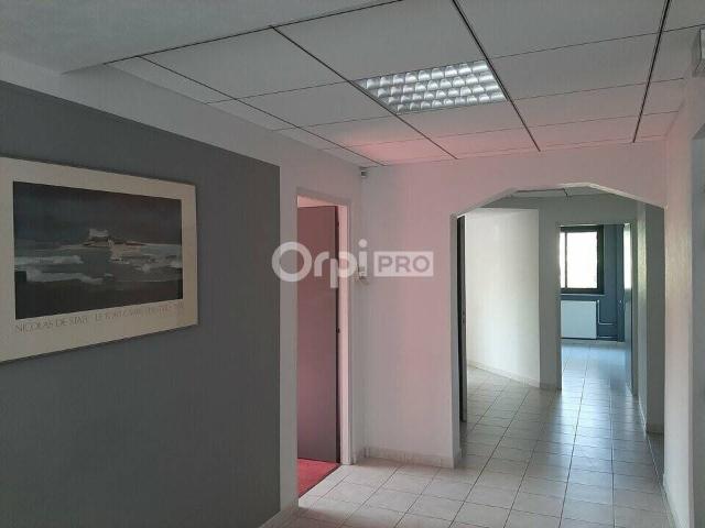 Bureau vente à Valence, Le Grand Charran Bureau vente à Valence, Le Grand Charran