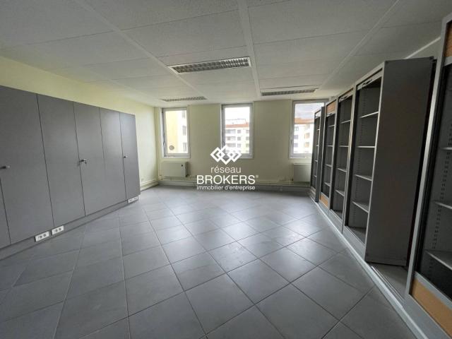 Bureau location à Roanne, Champlong
