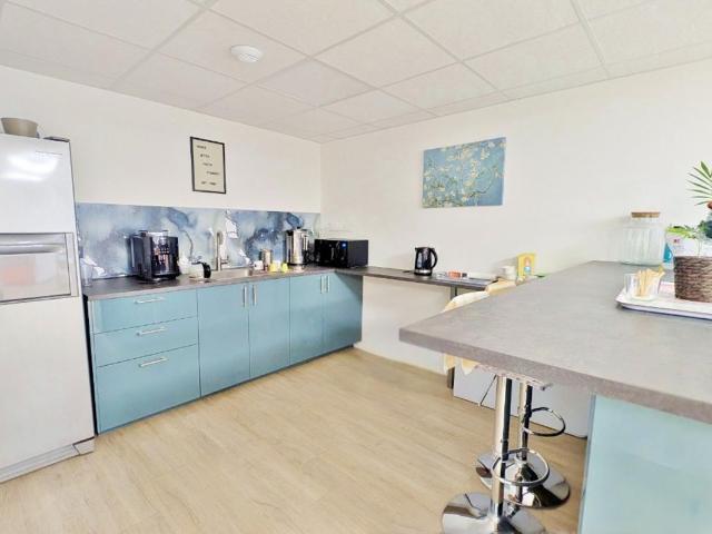 Bureau vente à Nîmes, Les Angles