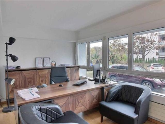 Büro mieten in Ecublens (FR), Waadt