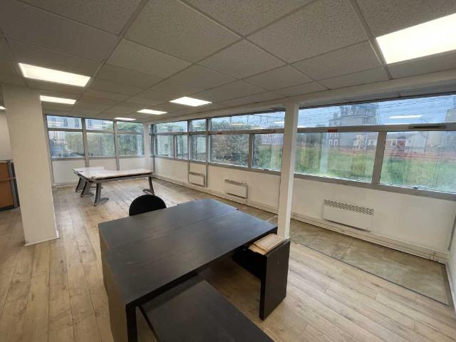 Bureau location à L'Haÿ-les-Roses, Vitry-sur-seine