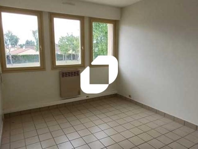 Bureau location à Magnanville, Yvelines