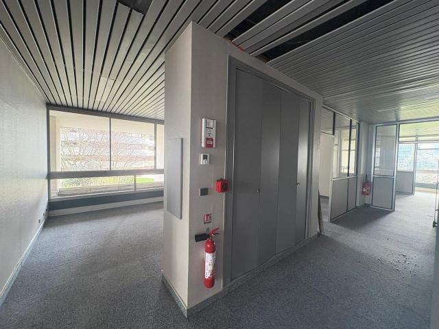 Bureau vente à Bordeaux