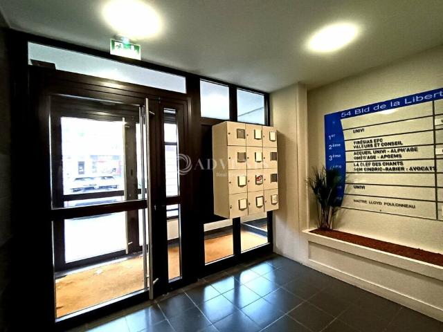 Bureau vente à Lille