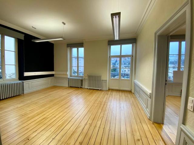 Bureau vente à Colmar-Ribeauvillé, Colmar