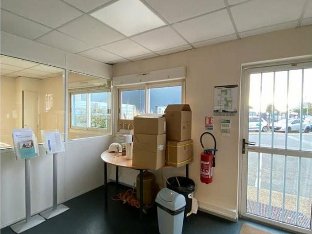 Bureau vente à Nantes